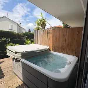Sable Et Soleil - Port, Et Jacuzzi Prive Hotell
